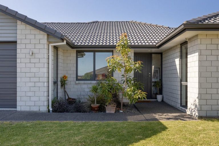 Photo of property in 78 Bert Wall Drive, Omokoroa, 3114