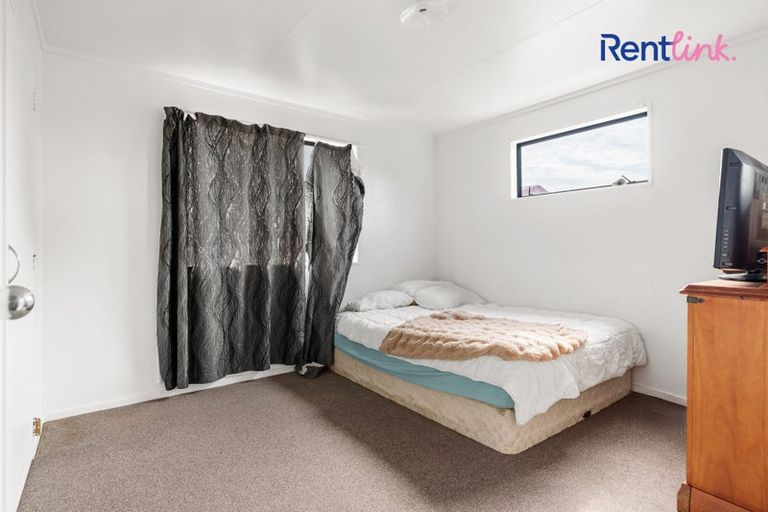 Photo of property in 43a Lyn Grove, Papamoa Beach, Papamoa, 3118