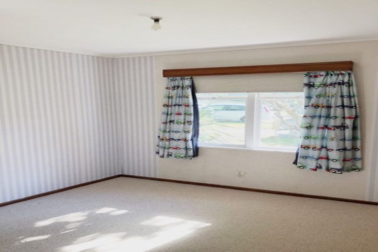 Photo of property in 1/96 Taylor Street, Blockhouse Bay, Auckland, 0600