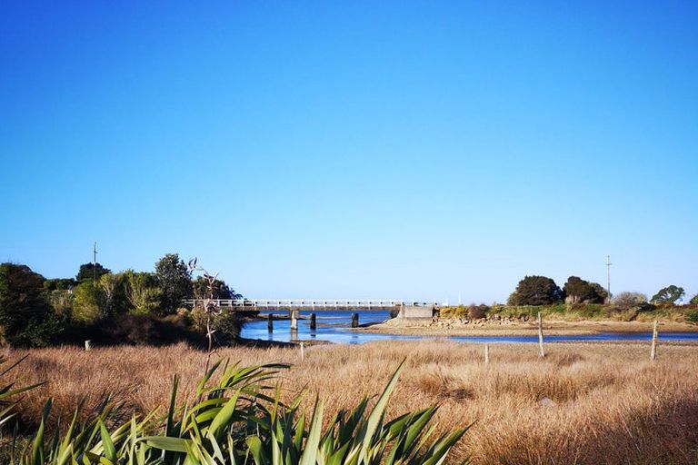 Photo of property in 9 Pakawau-bush Road, Pakawau, Collingwood, 7073