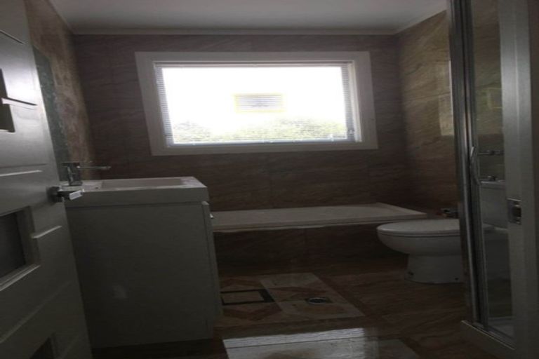 Photo of property in 77 Old Porirua Road, Ngaio, Wellington, 6035