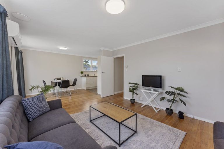 Photo of property in 16b Cruickshank Road, Clouston Park, Upper Hutt, 5018