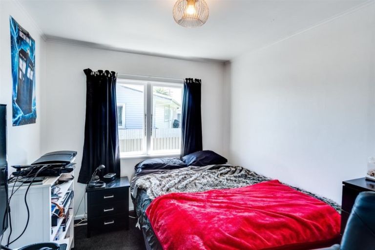 Photo of property in 6 Alexander Avenue, Onekawa, Napier, 4110