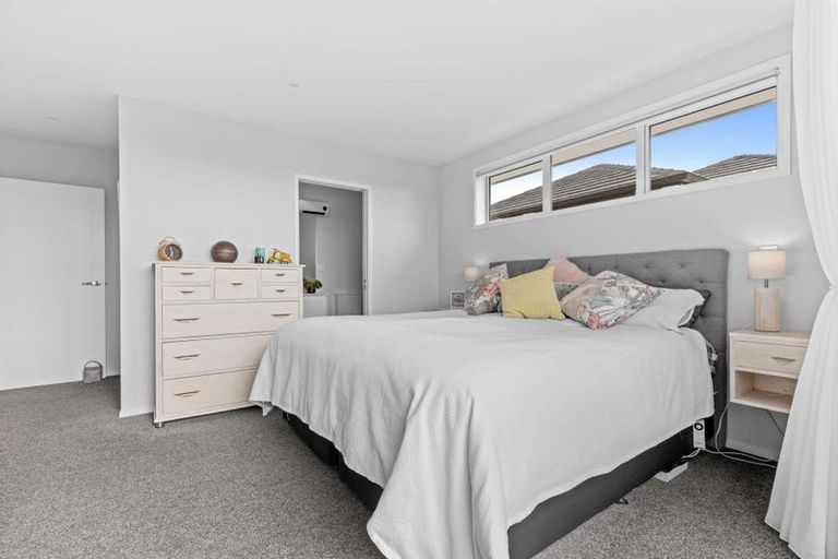 Photo of property in 5 Serrata Close, Papamoa Beach, Papamoa, 3118