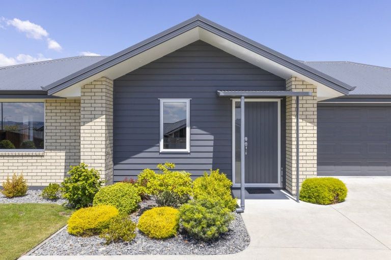 Photo of property in 15 Kamaka Street, Wharewaka, Taupo, 3330