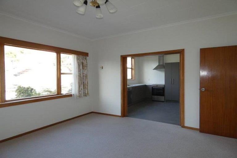 Photo of property in 24 Lawrence Street, Newtown, Wellington, 6021