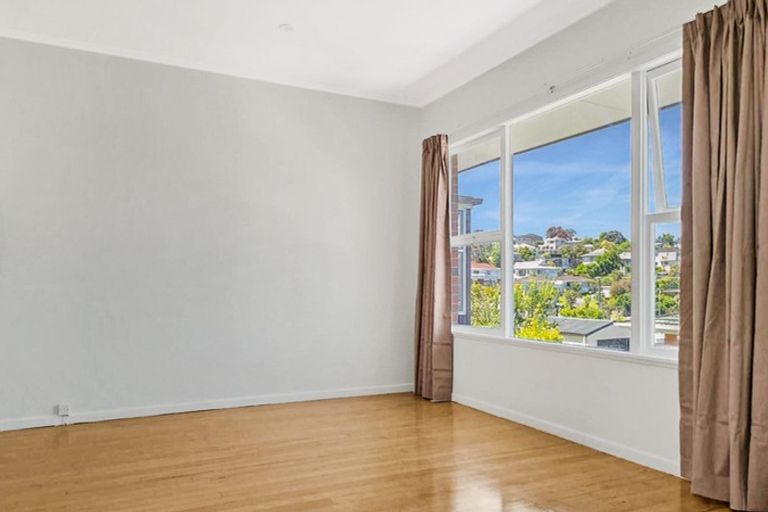 Photo of property in 2/7 Hastings Road, Mairangi Bay, Auckland, 0630