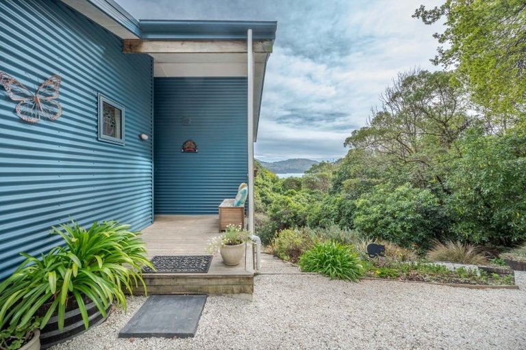 Photo of property in 28 Onuku Road, Akaroa, 7520