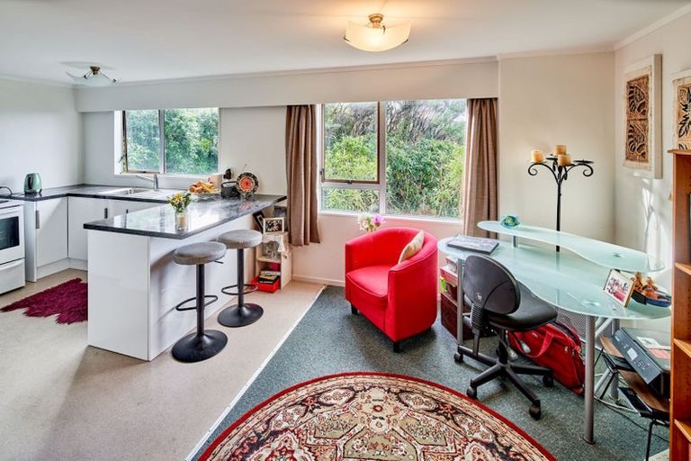 Photo of property in 24c The Track, Plimmerton, Porirua, 5026