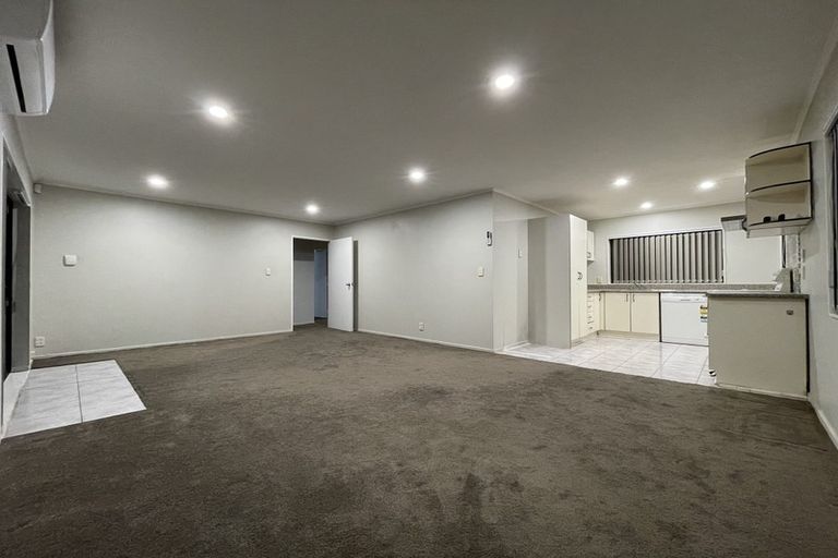 Photo of property in 5 Mangarata Avenue, Papatoetoe, Auckland, 2025