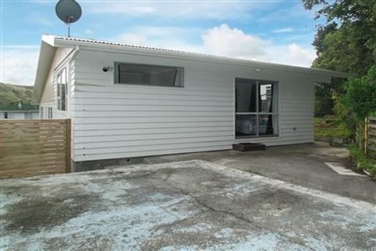 Photo of property in 3 Brora Crescent, Papakowhai, Porirua, 5024