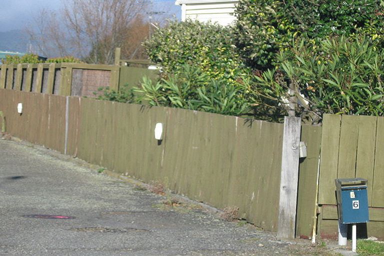 Photo of property in 6 Arnold Grove, Paraparaumu Beach, Paraparaumu, 5032