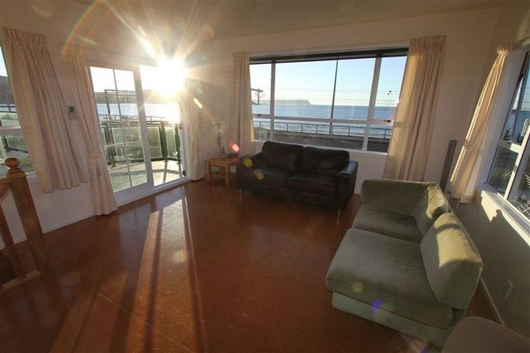Photo of property in 152 Saint Andrews Road, Plimmerton, Porirua, 5026