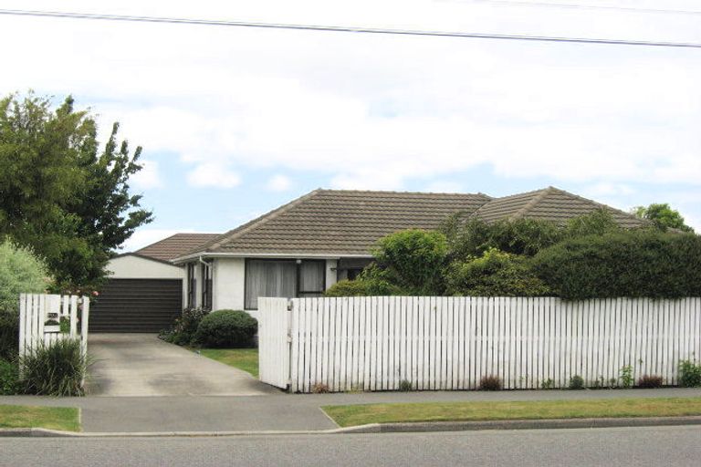 Photo of property in 70a Withells Road, Avonhead, Christchurch, 8042