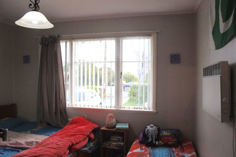 Photo of property in 110 Astley Avenue, New Lynn, Auckland, 0600