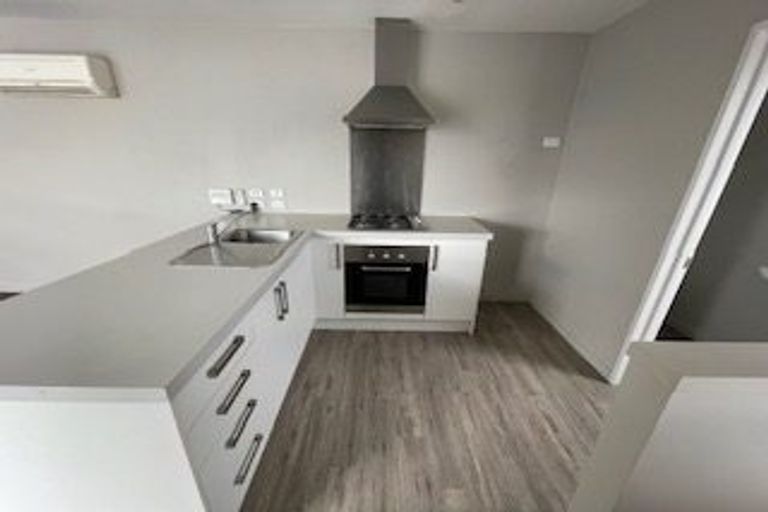 Photo of property in 470b Barbadoes Street, Edgeware, Christchurch, 8013