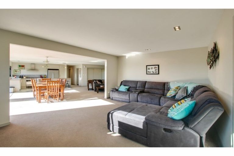 Photo of property in 824 Maraetotara Road, Maraetotara, Havelock North, 4294