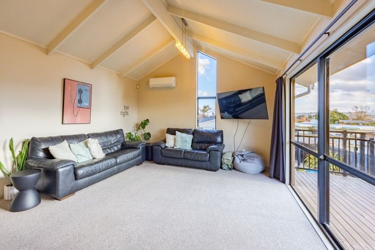 Photo of property in 19 Leeds Place, Tamatea, Napier, 4112