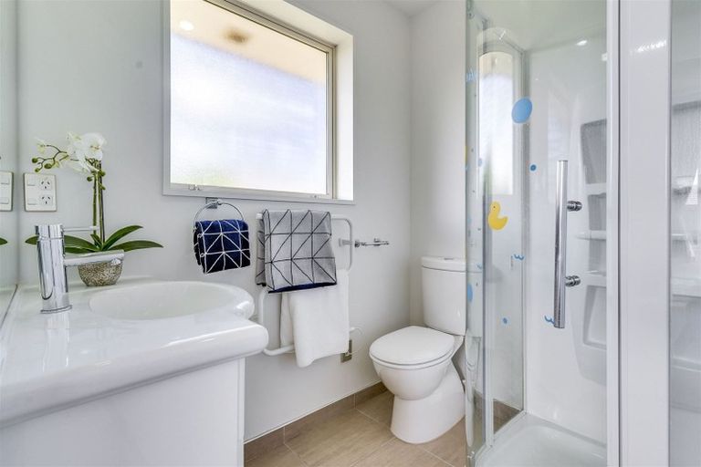 Photo of property in 9 Eliza Place, Aidanfield, Christchurch, 8025