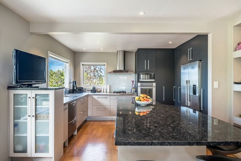 Photo of property in 2a Sunrise Avenue, Mairangi Bay, Auckland, 0630