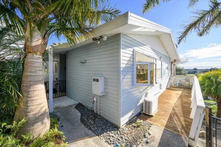 Photo of property in 9 Te Arawa Place, Welcome Bay, Tauranga, 3112