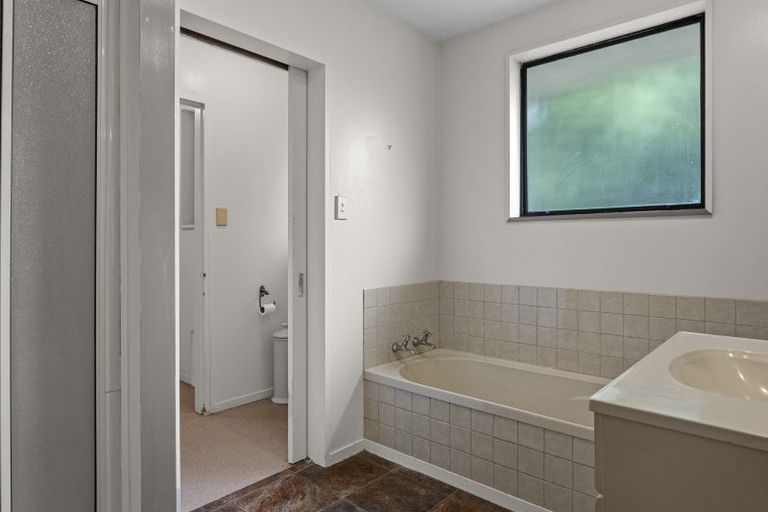 Photo of property in 18 Clayton Road, Amberley, 7410