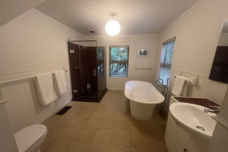 Photo of property in 243 Pheney Road, Hurford, New Plymouth, 4374