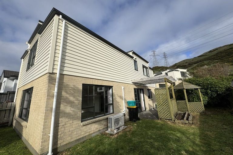 Photo of property in 70a Erlestoke Crescent, Churton Park, Wellington, 6037