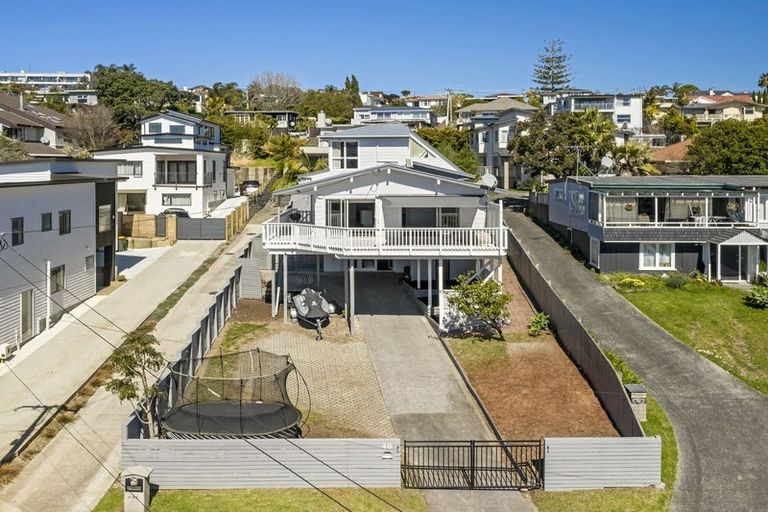 Photo of property in 48 Beulah Avenue, Rothesay Bay, Auckland, 0630