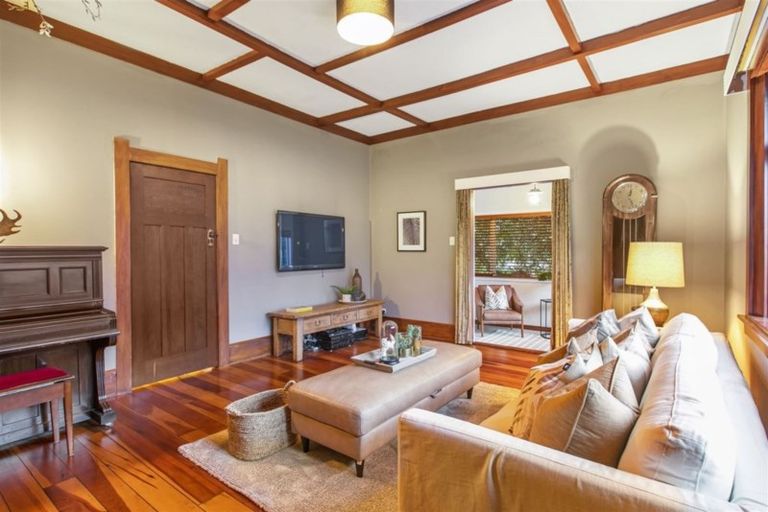 Photo of property in 33 Wairiki Road, Mount Eden, Auckland, 1024