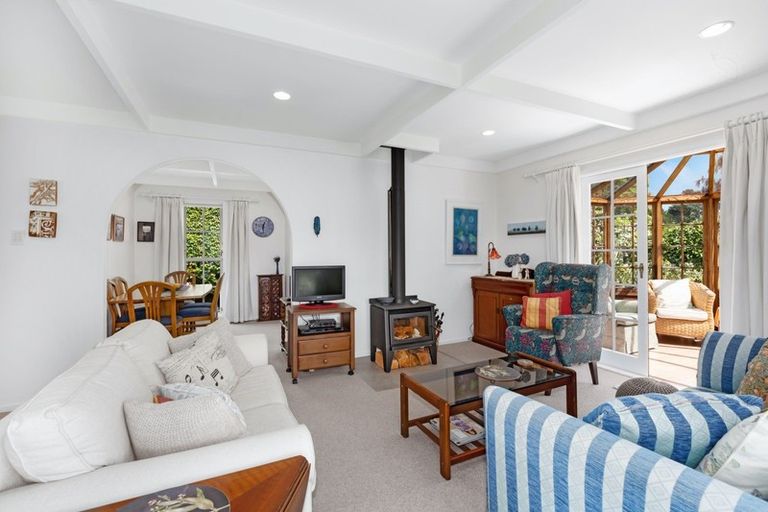 Photo of property in 32 Discovery Drive, Whitby, Porirua, 5024