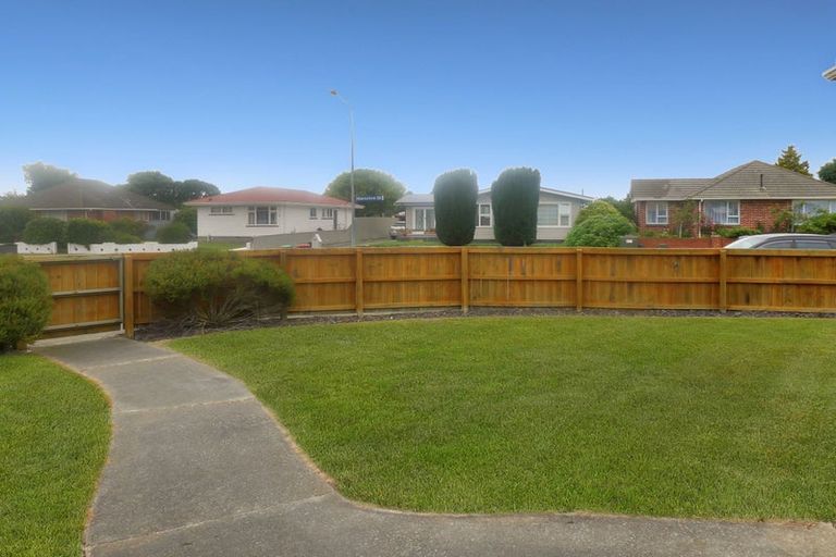 Photo of property in 54 Tauiwi Crescent, Hei Hei, Christchurch, 8042