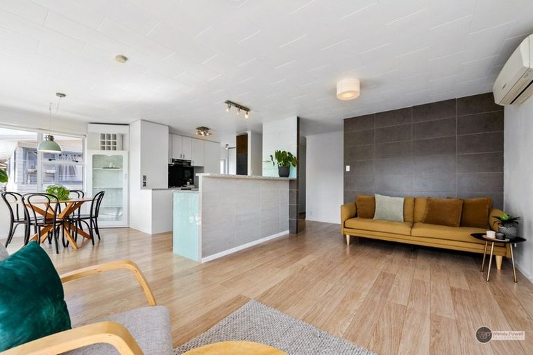 Photo of property in 117 Major Drive, Kelson, Lower Hutt, 5010