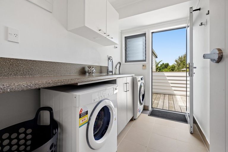 Photo of property in 72 Rewa Road, Maraetai, Auckland, 2018