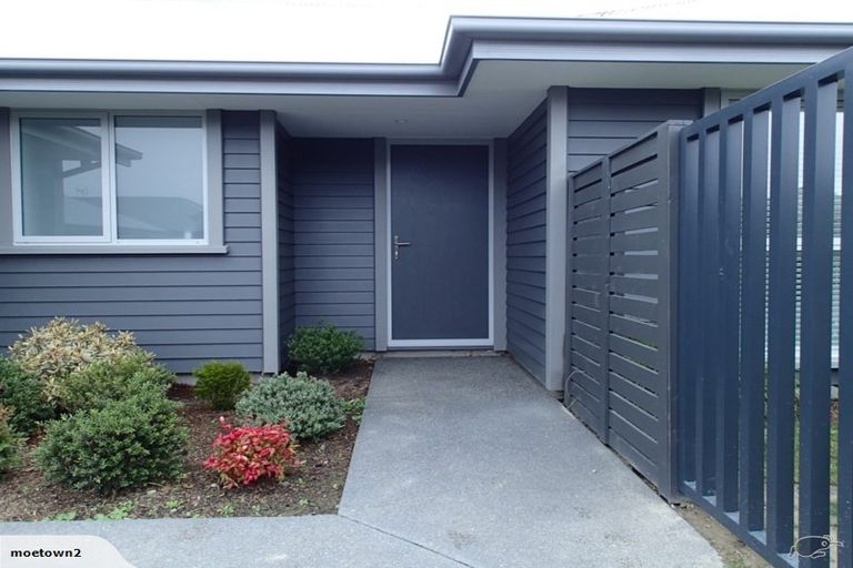 Photo of property in 14 Pimlico Place, Rangiora, 7400