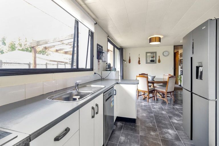 Photo of property in 32 Cemetery Road, Waiuku, 2123