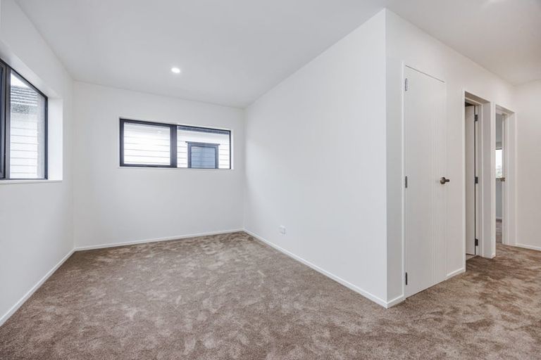 Photo of property in 14b Friesian Drive, Mangere, Auckland, 2022
