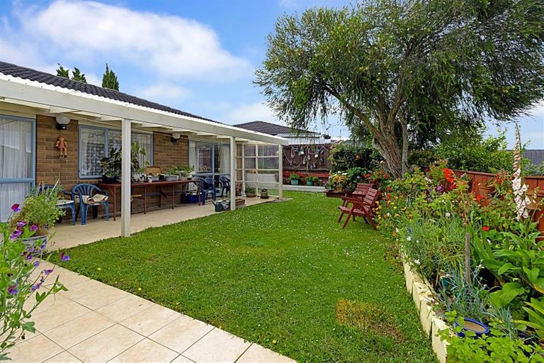 Photo of property in 141 Sturges Road, Henderson, Auckland, 0612