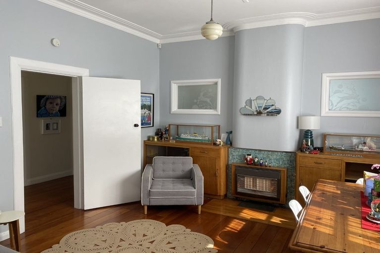 Photo of property in 49 Roy Street, Newtown, Wellington, 6021