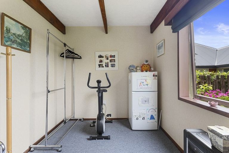 Photo of property in 14 Pound Street, Amberley, 7410