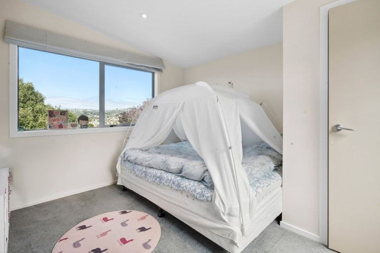 Photo of property in 42 Waverton Terrace, Churton Park, Wellington, 6037