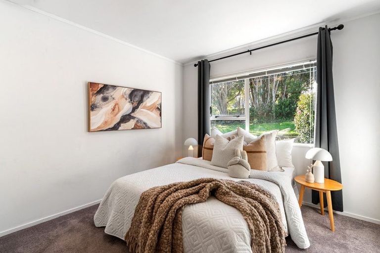 Photo of property in 7 Guadeloupe Crescent, Grenada Village, Wellington, 6037
