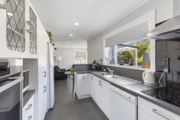 Photo of property in 1312 High Street, Taita, Lower Hutt, 5011