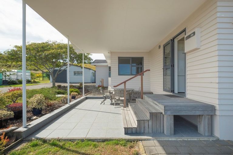 Photo of property in 57 Town Point Road, Maketu, Te Puke, 3189