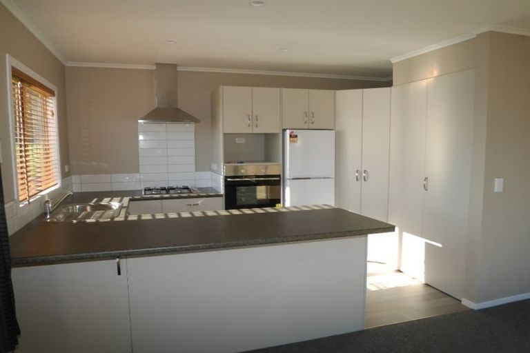 Photo of property in 11 Kebbell Drive, Waikanae, 5391