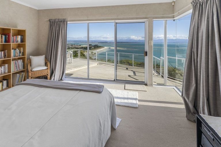 Photo of property in 25 Moncrieff Avenue, Britannia Heights, Nelson, 7010