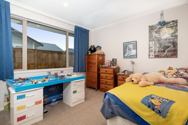 Photo of property in 18 Josh Road, Huapai, Kumeu, 0810