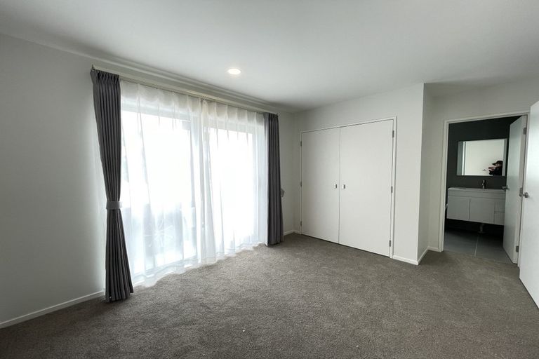 Photo of property in 13b Stott Avenue, Birkdale, Auckland, 0626