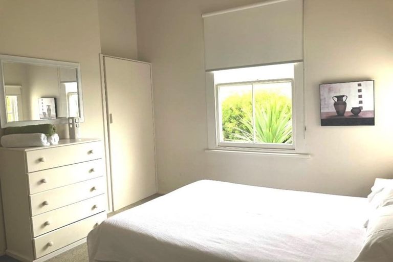 Photo of property in 16 Kawerau Avenue, Devonport, Auckland, 0624