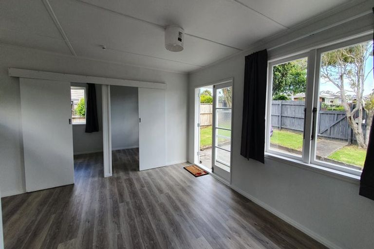 Photo of property in 624 Pakuranga Road, Howick, Auckland, 2010